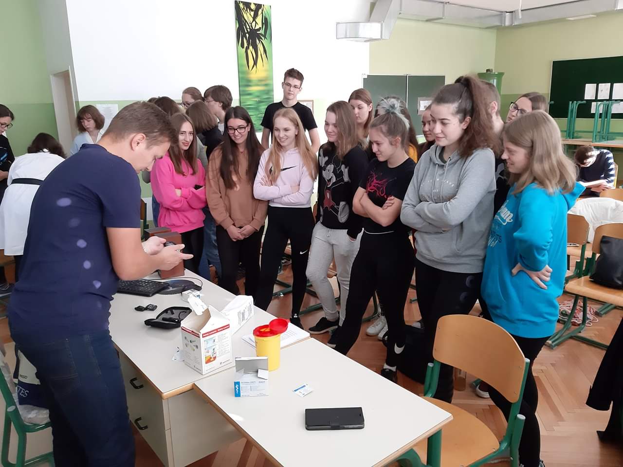 You are currently viewing Projektni dan “Za zdravje mladih” na Gimnaziji Ravne na Koroškem